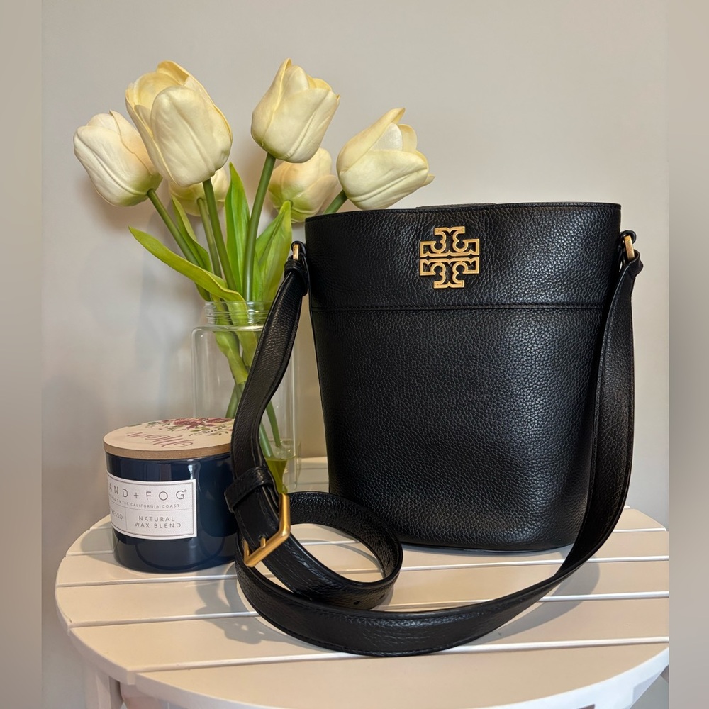 Tory Burch Britten Crossbody Bucket Bag